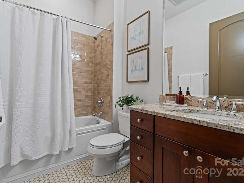 4336 Tottenham Road, Charlotte, NC 28226.  MLS# CAR4226280, YatesRealty ID 9651. 