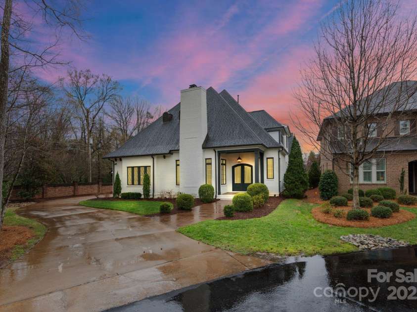 4336 Tottenham Road, Charlotte, NC 28226.  MLS# CAR4226280, YatesRealty ID 9651. 