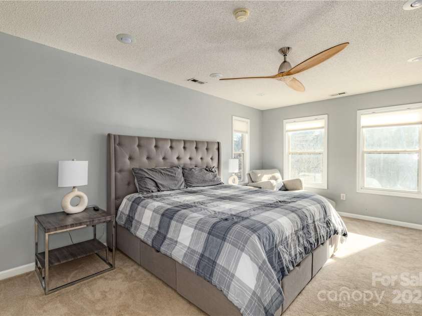 968 Plantation Drive, Marion, NC 28752.  MLS# CAR4322490, YatesRealty ID 9652. Primary bedroom