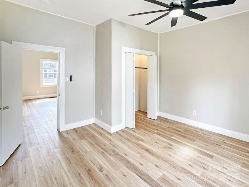 2210 22nd Avenue Court, Hickory, NC 28602.  MLS# CAR4242354, YatesRealty ID 9653. Bedroom