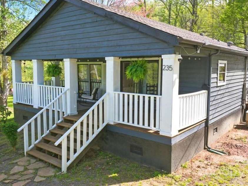 235 Pine Valley Road, Cullowhee, NC 28723.  MLS# CAR4250590, YatesRealty ID 9654. 