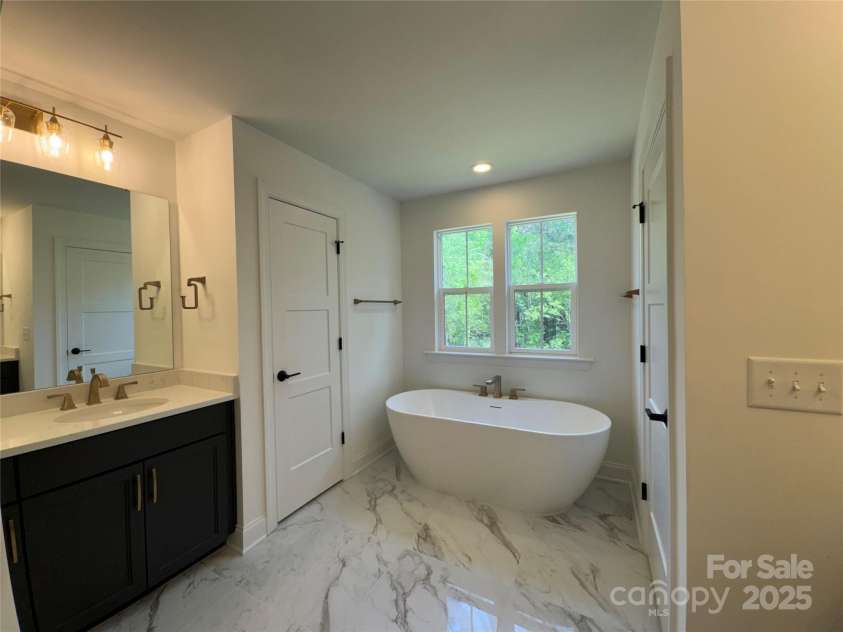 8768 Sherrills Ford Road, Sherrills Ford, NC 28673.  MLS# CAR4217567, YatesRealty ID 9655. Primary Bath