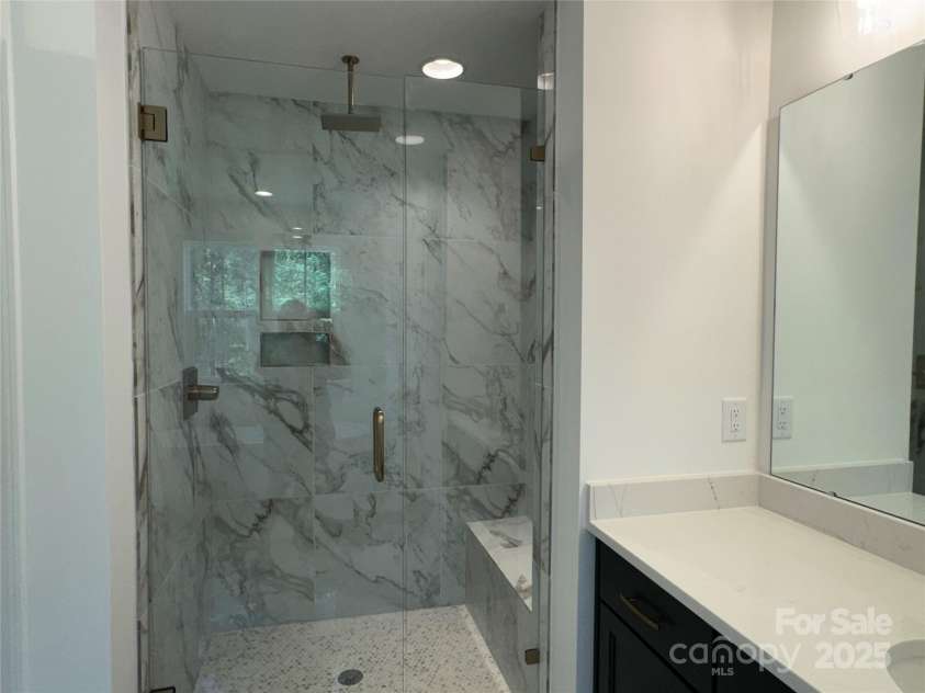 8768 Sherrills Ford Road, Sherrills Ford, NC 28673.  MLS# CAR4217567, YatesRealty ID 9655. Primary Bath