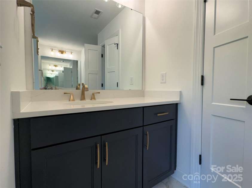 8768 Sherrills Ford Road, Sherrills Ford, NC 28673.  MLS# CAR4217567, YatesRealty ID 9655. Primary Bath