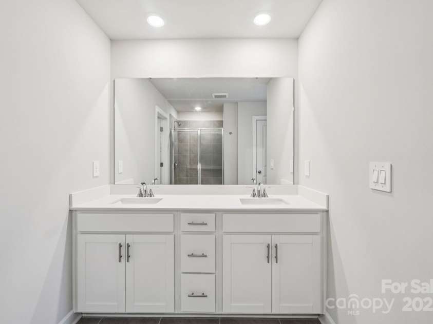 2073 Sunflower Circle, Newton, NC 28658.  MLS# CAR4332396, YatesRealty ID 9656. 
