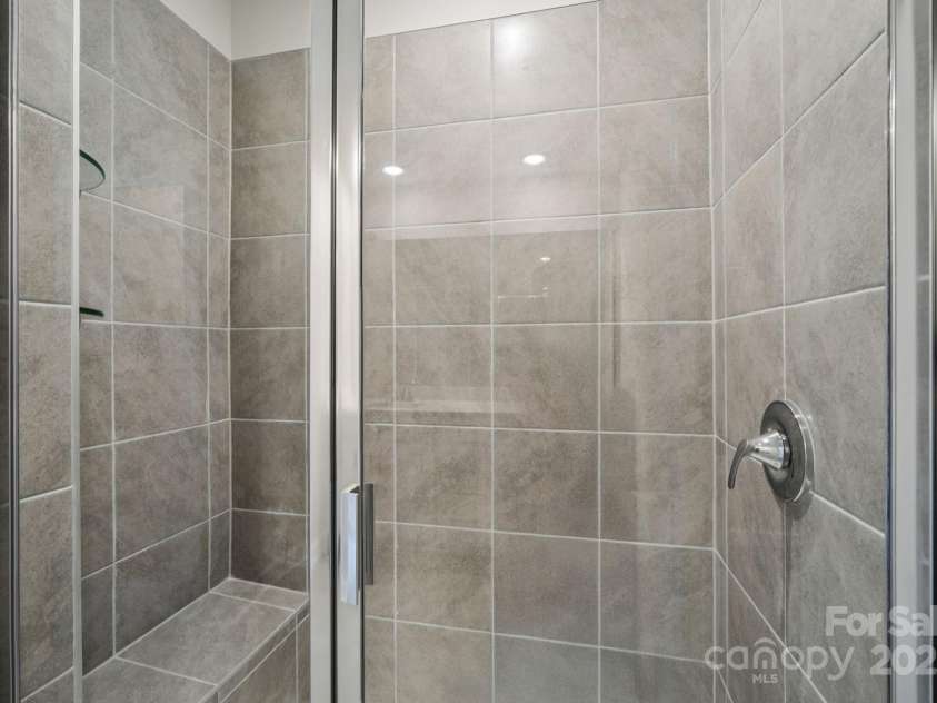2073 Sunflower Circle, Newton, NC 28658.  MLS# CAR4332396, YatesRealty ID 9656. 