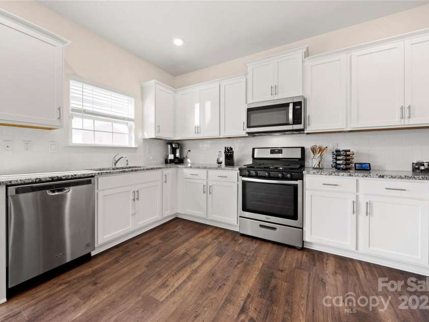 9706 Tea Garden Drive, Gastonia, NC 28056.  MLS# CAR4236017, YatesRealty ID 9657. 