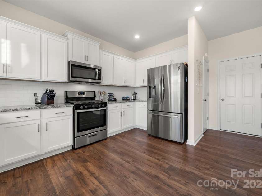 9706 Tea Garden Drive, Gastonia, NC 28056.  MLS# CAR4236017, YatesRealty ID 9657. 