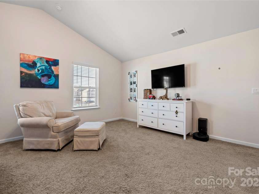 9706 Tea Garden Drive, Gastonia, NC 28056.  MLS# CAR4236017, YatesRealty ID 9657. 