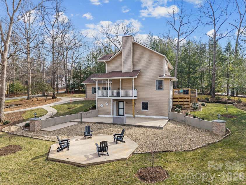 112 Bridlewood Trail, Mills River, NC 28759.  MLS# CAR4351397, YatesRealty ID 9659. 