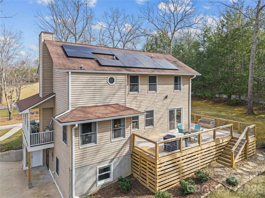 112 Bridlewood Trail, Mills River, NC 28759.  MLS# CAR4351397, YatesRealty ID 9659. 
