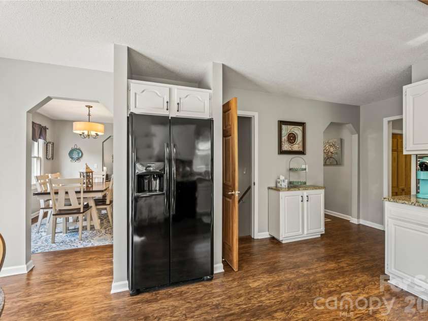 112 Bridlewood Trail, Mills River, NC 28759.  MLS# CAR4351397, YatesRealty ID 9659. 