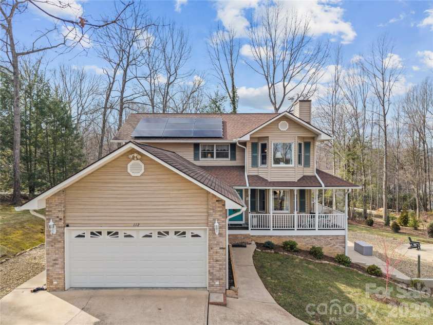 112 Bridlewood Trail, Mills River, NC 28759.  MLS# CAR4351397, YatesRealty ID 9659. 