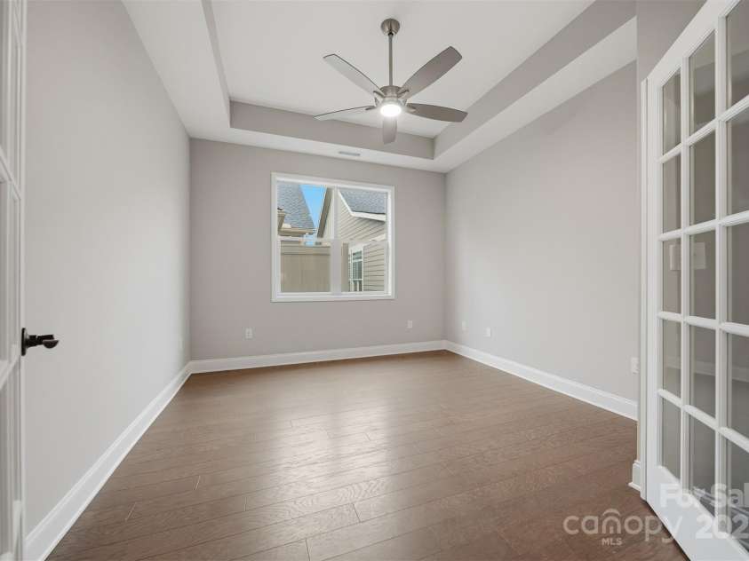 831B Wynnshire Drive, Hickory, NC 28601.  MLS# CAR4328734, YatesRealty ID 966. 