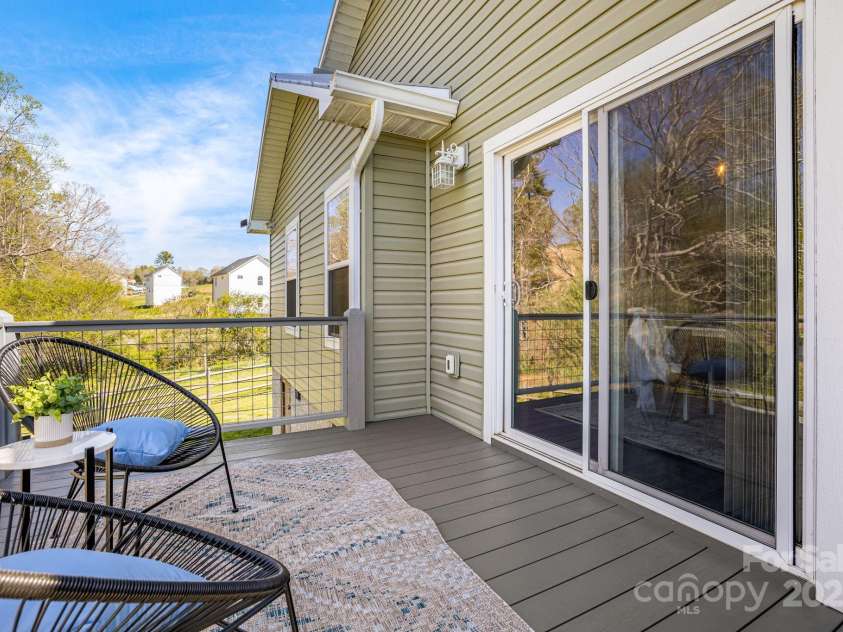 816 Old NC 20 Highway, Alexander, NC 28701.  MLS# CAR4234053, YatesRealty ID 9660. 