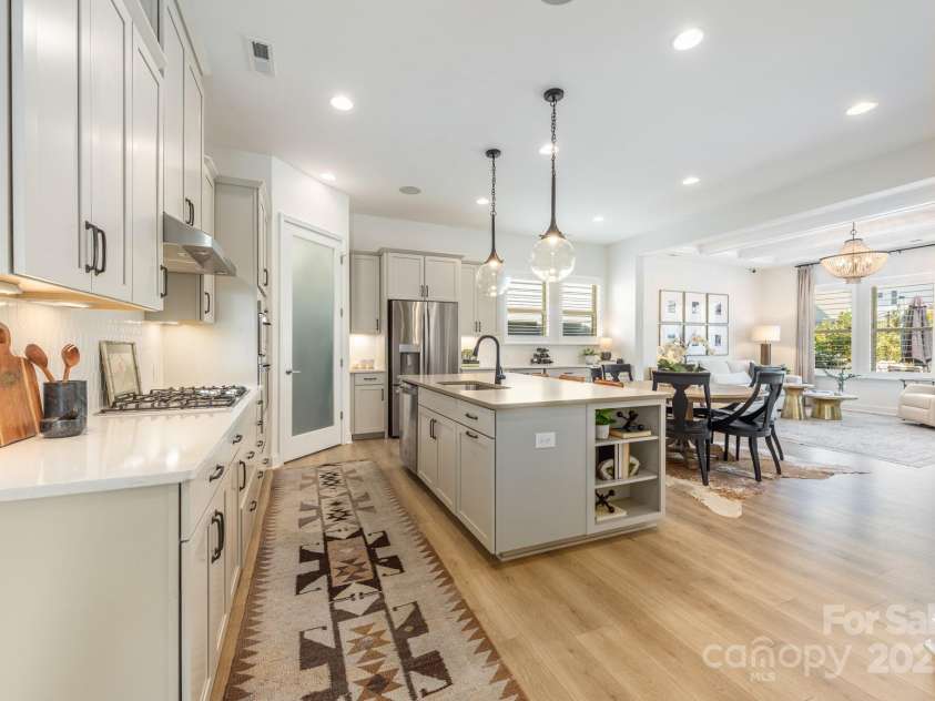 16004 Tulloch Road, Charlotte, NC 28278.  MLS# CAR4244766, YatesRealty ID 9661. 