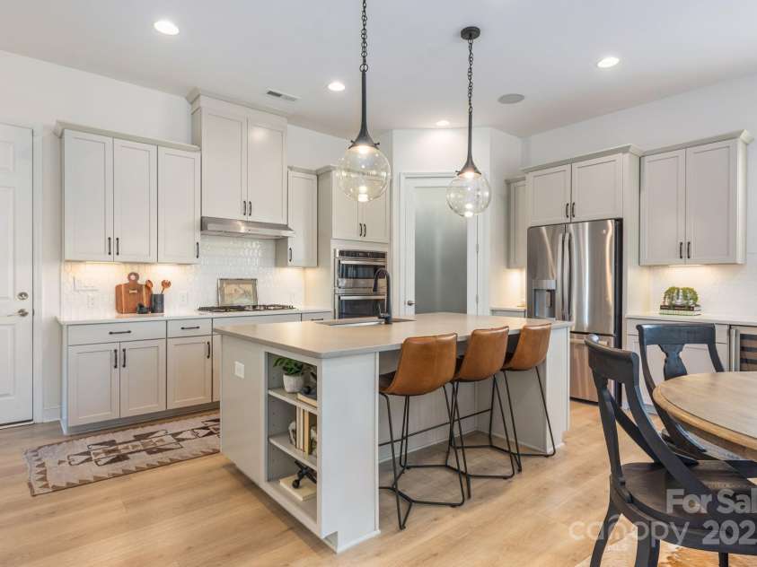 16004 Tulloch Road, Charlotte, NC 28278.  MLS# CAR4244766, YatesRealty ID 9661. 