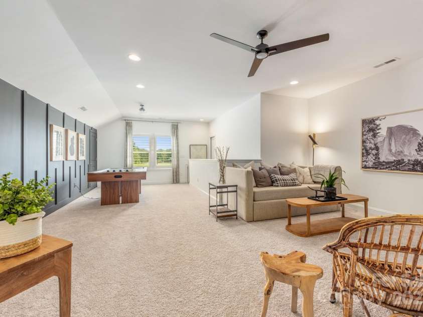 16004 Tulloch Road, Charlotte, NC 28278.  MLS# CAR4244766, YatesRealty ID 9661. 