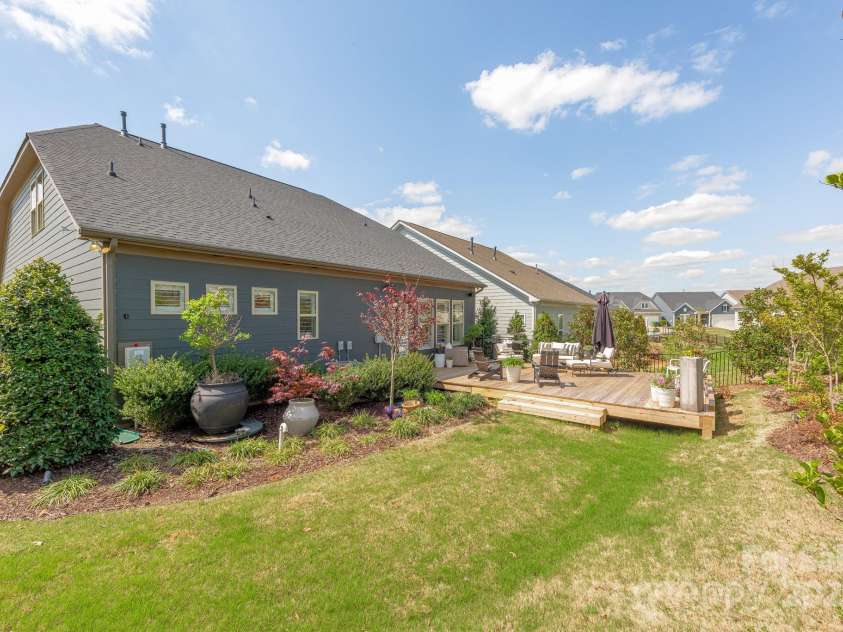 16004 Tulloch Road, Charlotte, NC 28278.  MLS# CAR4244766, YatesRealty ID 9661. 