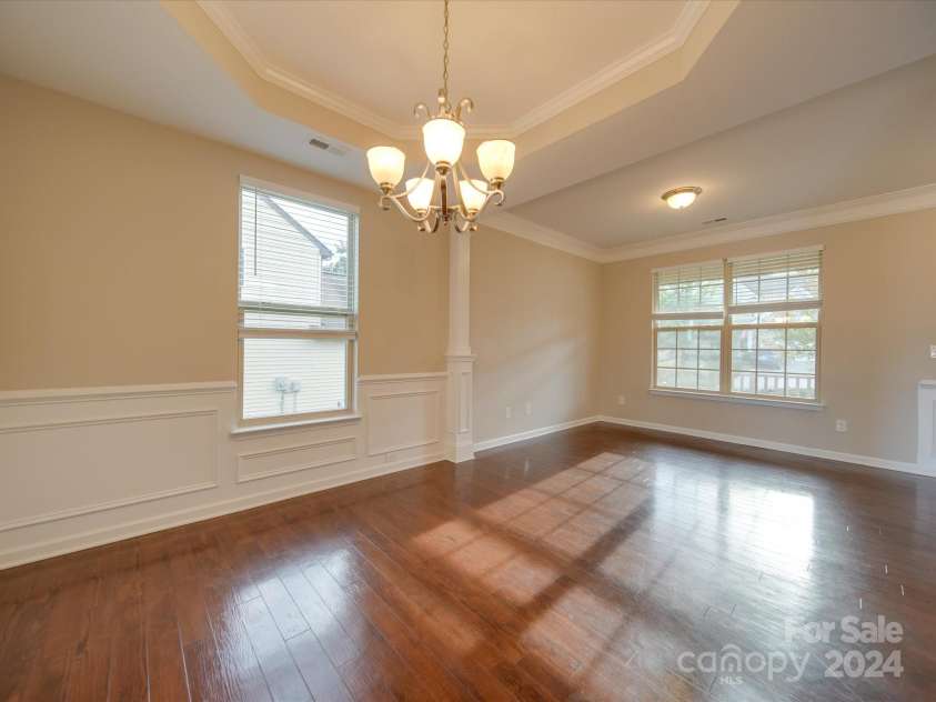 131 Renville Place, Mooresville, NC 28115.  MLS# CAR4189884, YatesRealty ID 9662. 