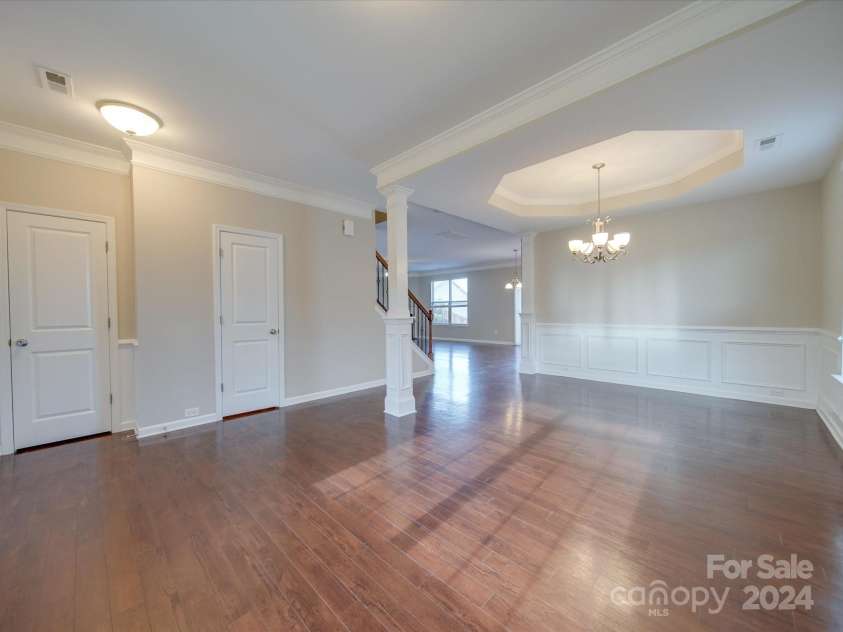 131 Renville Place, Mooresville, NC 28115.  MLS# CAR4189884, YatesRealty ID 9662. 