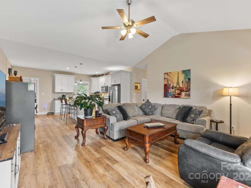 1706 Ivey Court, Maiden, NC 28650.  MLS# CAR4238966, YatesRealty ID 9663. 