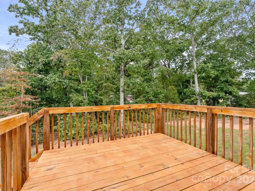 1706 Ivey Court, Maiden, NC 28650.  MLS# CAR4238966, YatesRealty ID 9663. 