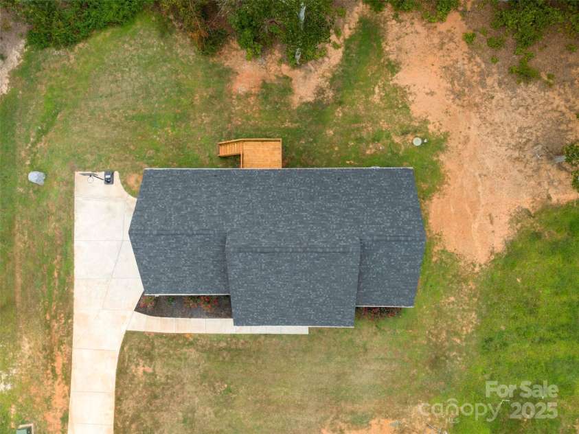 1706 Ivey Court, Maiden, NC 28650.  MLS# CAR4238966, YatesRealty ID 9663. 