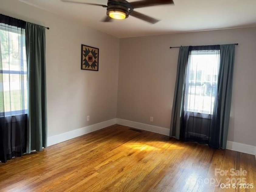 713 Circle Drive, Lenoir, NC 28645.  MLS# CAR4314281, YatesRealty ID 9663. 