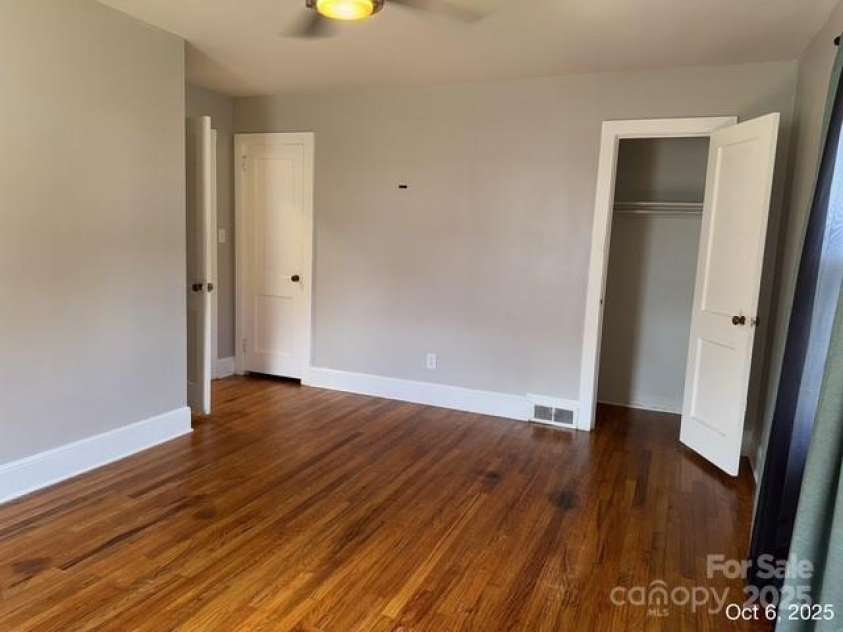 713 Circle Drive, Lenoir, NC 28645.  MLS# CAR4314281, YatesRealty ID 9663. 