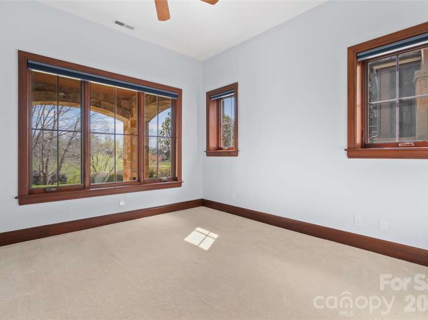 34 Foxbridge Way, Arden, NC 28704.  MLS# CAR4363086, YatesRealty ID 9664. 