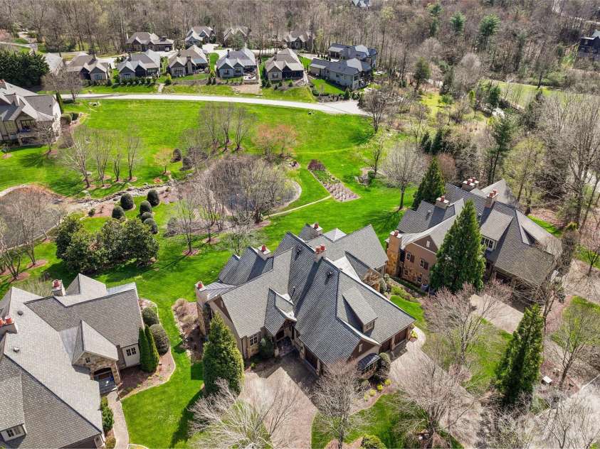 34 Foxbridge Way, Arden, NC 28704.  MLS# CAR4363086, YatesRealty ID 9664. 