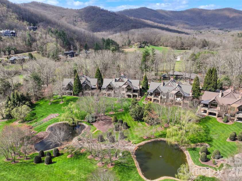 34 Foxbridge Way, Arden, NC 28704.  MLS# CAR4363086, YatesRealty ID 9664. 