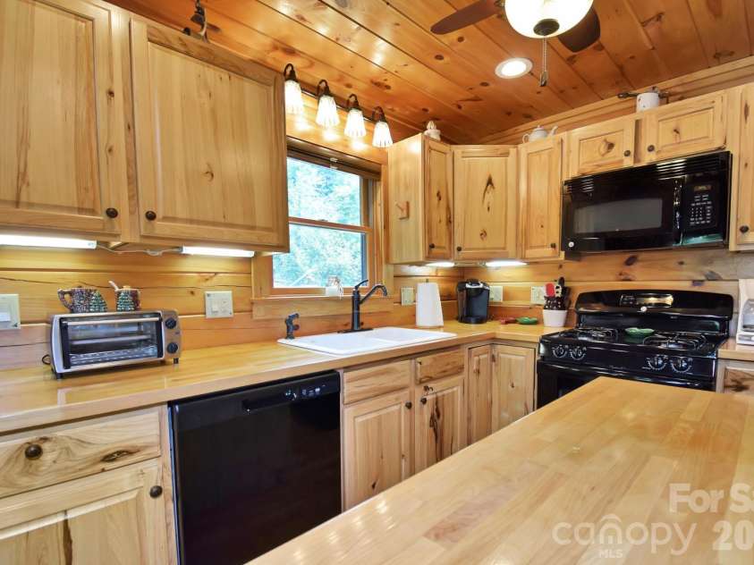2257 Quiet Creek Lane, Lenoir, NC 28645.  MLS# CAR4435468, YatesRealty ID 9665. 