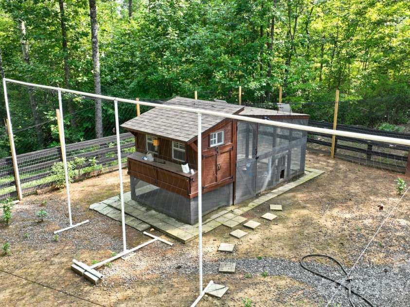 2257 Quiet Creek Lane, Lenoir, NC 28645.  MLS# CAR4435468, YatesRealty ID 9665. 