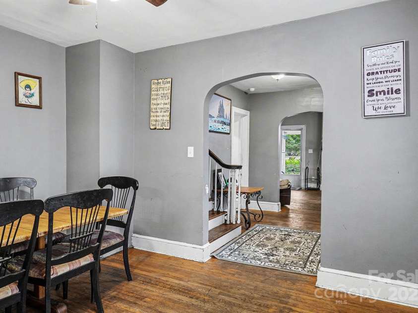 109 Austin Street, Maxton, NC 28364.  MLS# CAR4328474, YatesRealty ID 9666. 