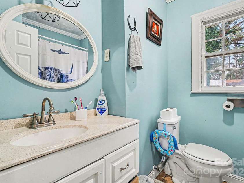 109 Austin Street, Maxton, NC 28364.  MLS# CAR4328474, YatesRealty ID 9666. 