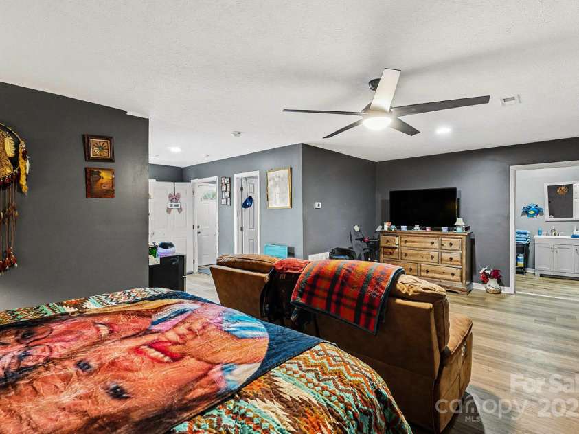 109 Austin Street, Maxton, NC 28364.  MLS# CAR4328474, YatesRealty ID 9666. 