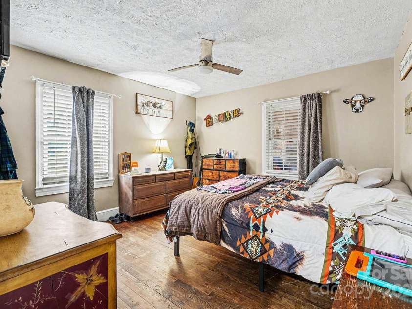 109 Austin Street, Maxton, NC 28364.  MLS# CAR4328474, YatesRealty ID 9666. 