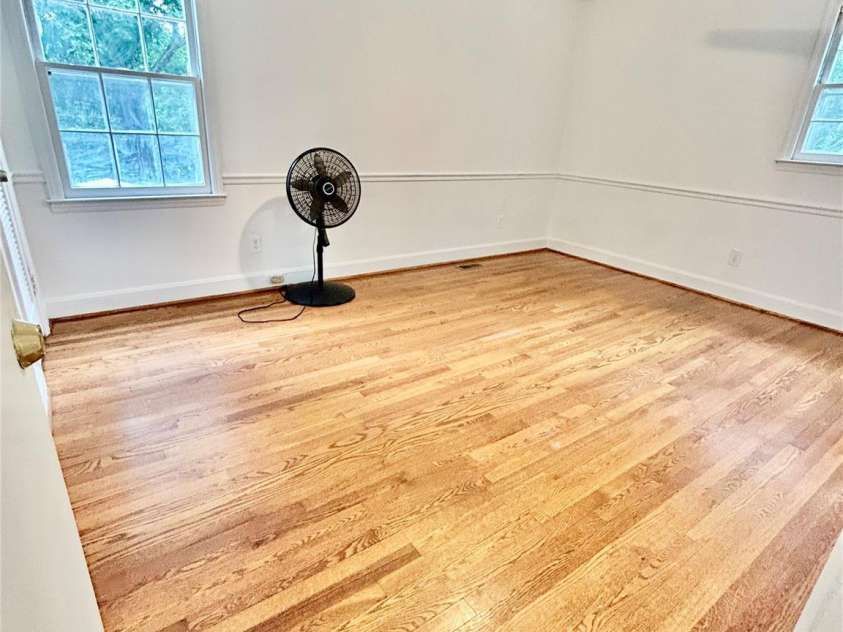 6708 Lynmont Drive, Charlotte, NC 28212.  MLS# CAR4294133, YatesRealty ID 9667. 