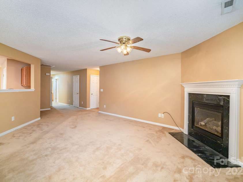 105 Ranlo Avenue, Gastonia, NC 28054.  MLS# CAR4200774, YatesRealty ID 9668. 