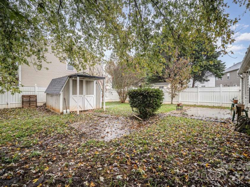 105 Ranlo Avenue, Gastonia, NC 28054.  MLS# CAR4200774, YatesRealty ID 9668. 