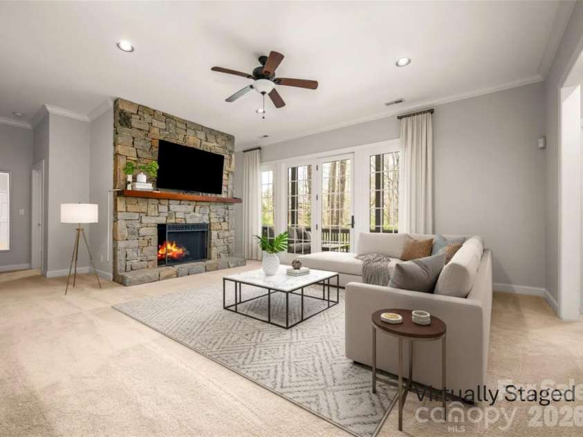 69 Old Hickory Trail, Hendersonville, NC 28739.  MLS# CAR4366104, YatesRealty ID 9668. 