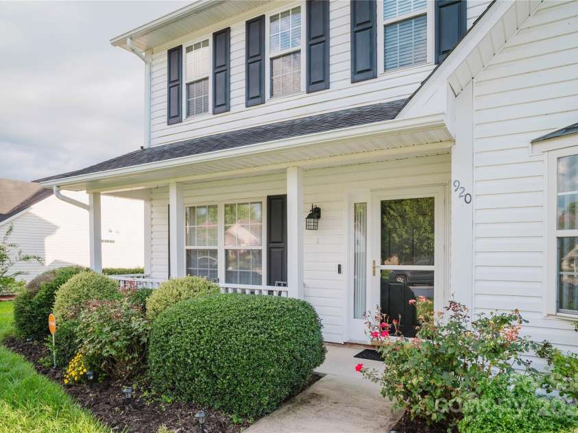 920 Woodhill Drive, Fletcher, NC 28732.  MLS# CAR4287132, YatesRealty ID 9669. 