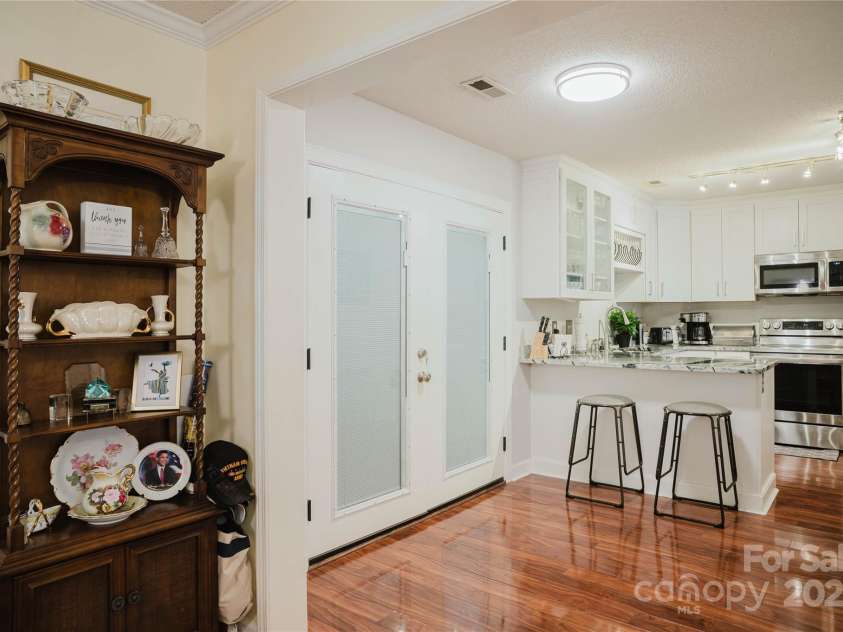 920 Woodhill Drive, Fletcher, NC 28732.  MLS# CAR4287132, YatesRealty ID 9669. 