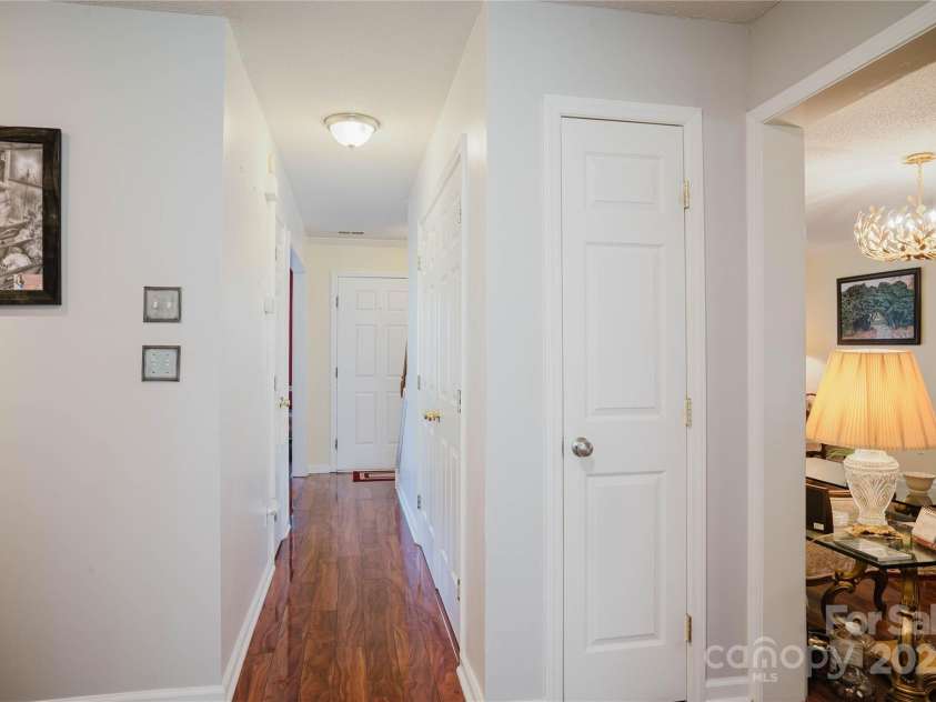 920 Woodhill Drive, Fletcher, NC 28732.  MLS# CAR4287132, YatesRealty ID 9669. 