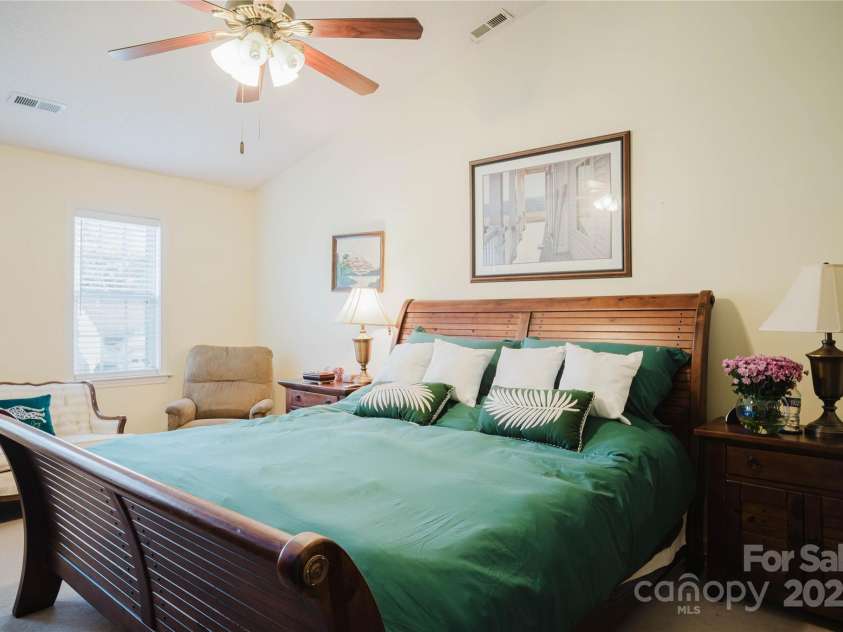 920 Woodhill Drive, Fletcher, NC 28732.  MLS# CAR4287132, YatesRealty ID 9669. 