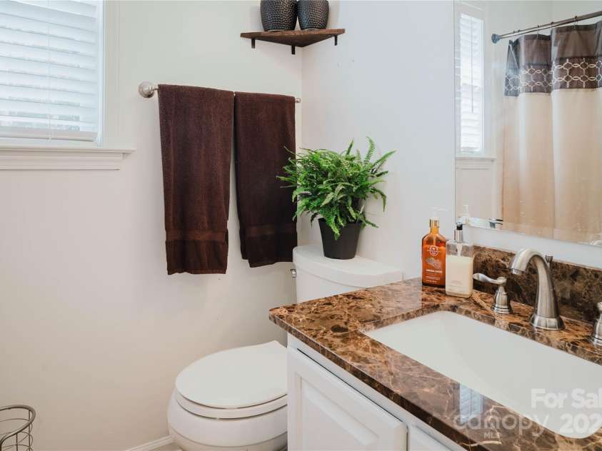 920 Woodhill Drive, Fletcher, NC 28732.  MLS# CAR4287132, YatesRealty ID 9669. 