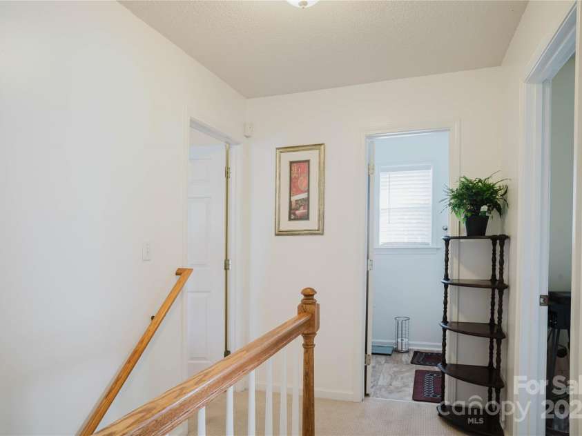920 Woodhill Drive, Fletcher, NC 28732.  MLS# CAR4287132, YatesRealty ID 9669. 