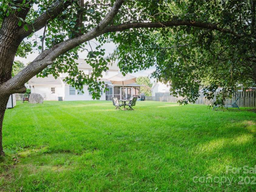 920 Woodhill Drive, Fletcher, NC 28732.  MLS# CAR4287132, YatesRealty ID 9669. 